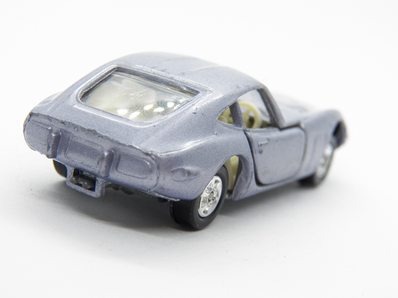 Illustration for article titled Land of the Rising Sun-day- Tomica Toyota 2000Gt